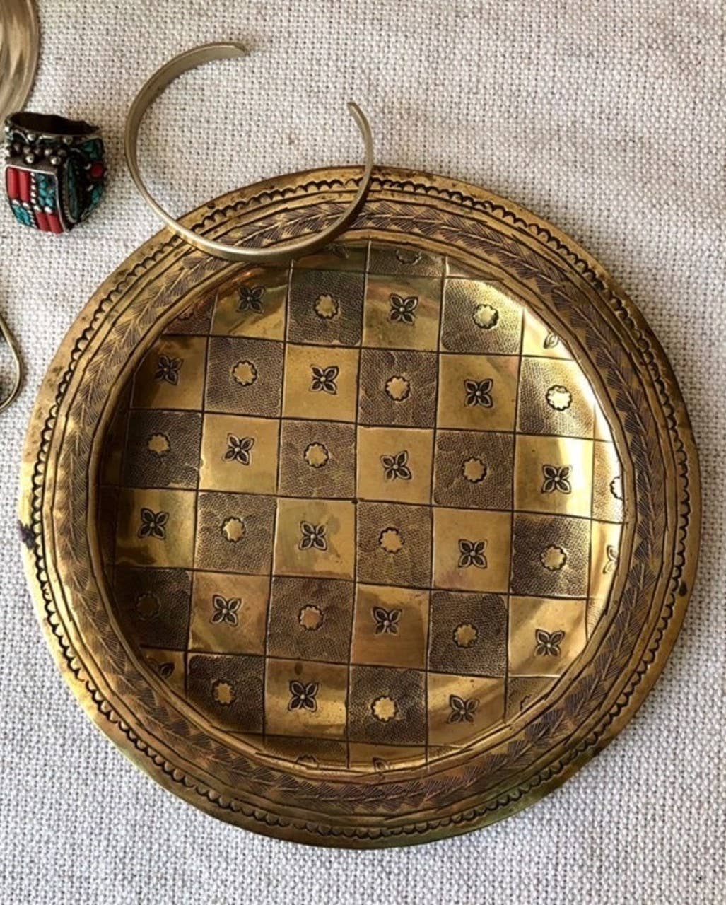 High crafty - Wholesale Decorative Tray - Moroccan Small Vintage Tray – Handmade Carved Metal, 16cm0