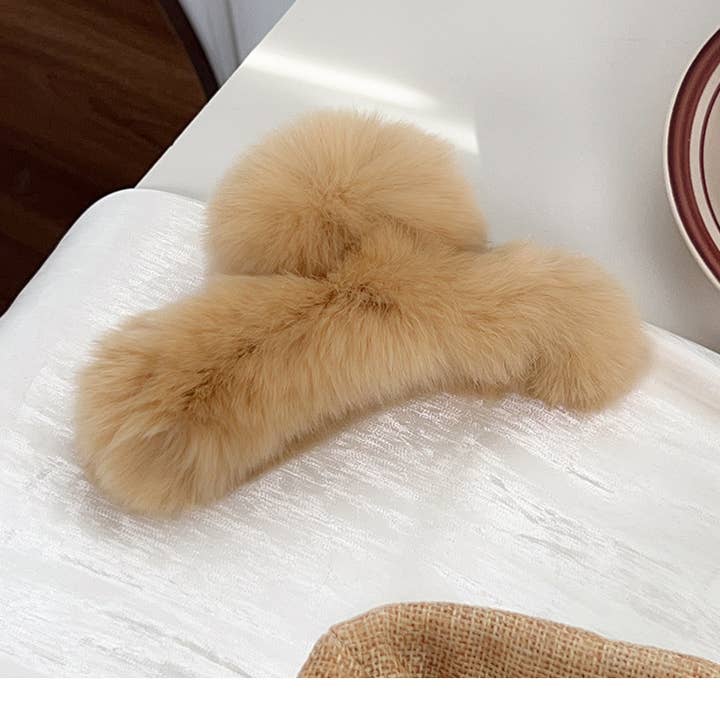 MKS America - Wholesale Hair Clip - Women's - Mia Fuzzy Fluffy Large Hair Claws8