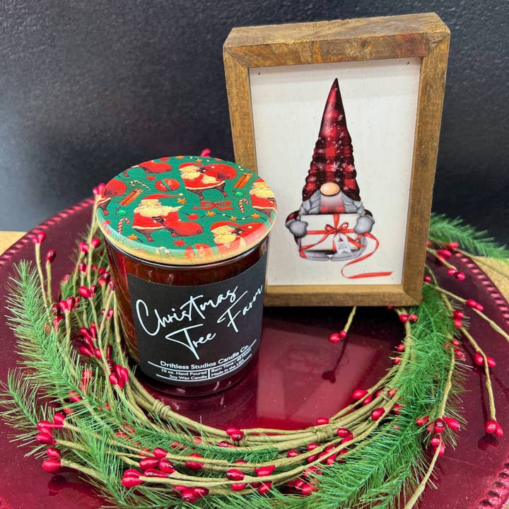 Driftless Studios - Wholesale Jar/Filled Candle - Santa With a bag of toys Lid - Soy Wax - Holiday Candles1