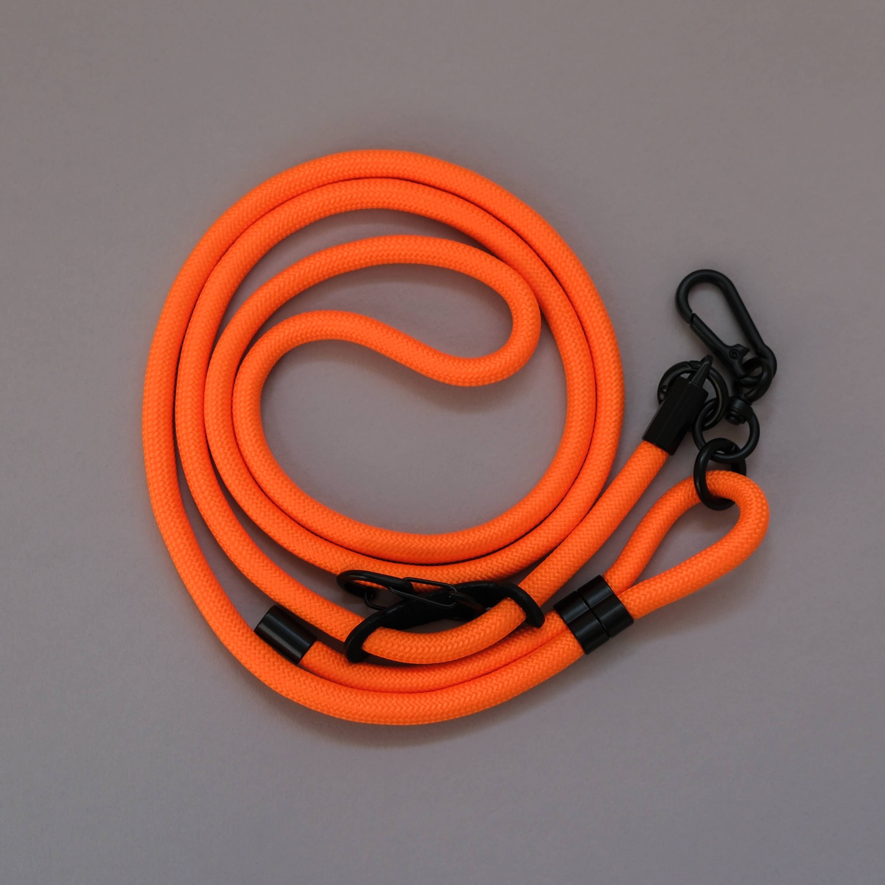 Talk and Tell - Venta al por mayor Correa para móvil - Cordón ajustable naranja para teléfono tipo bandolera1