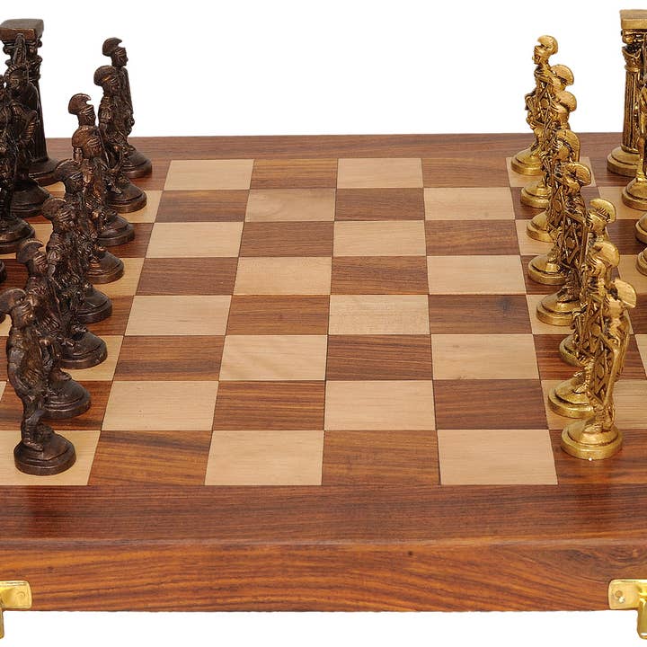 Exotic India Art – wholesale Brädspel – Mässing schackset med träbräda | Handgjord | Heminredning