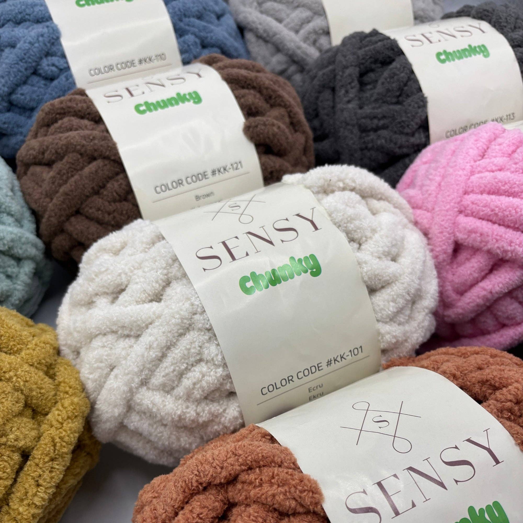 Sensy - Wholesale Yarn - Sensy Chunky Yarn, Blanket Yarn, 7 oz, 28 Yards, Gauge 7 Jumbo21