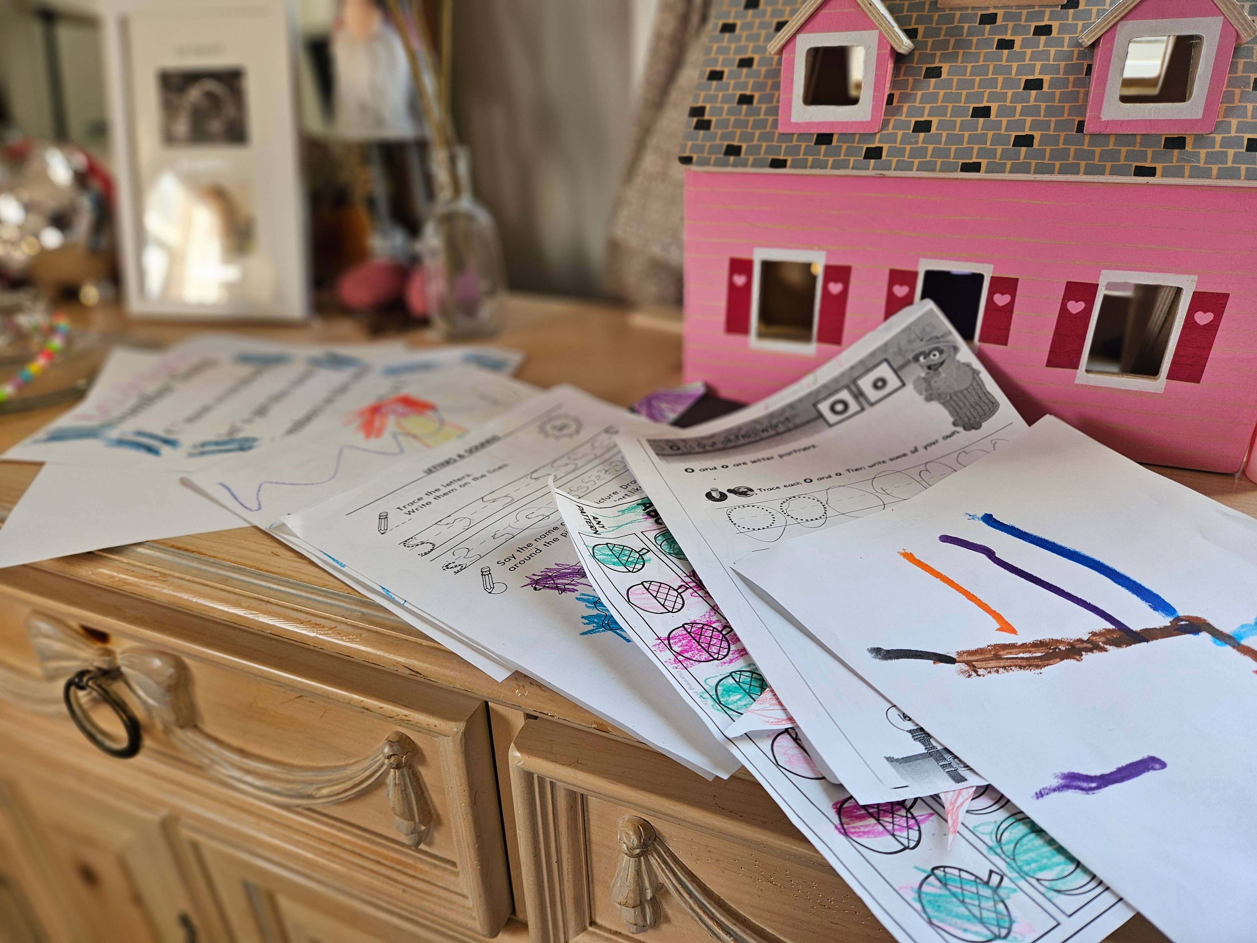 Witty Words - Cards and Wall Art - Wholesale Picture Frame - 4 in 1 Lighthouse Witty Words Display & Storage - Frame Set18