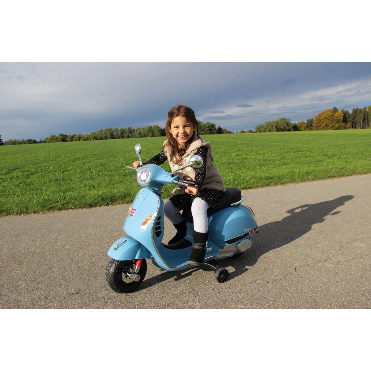 mhw24 - Wholesale Bike/Scooter - Kids - Ride-on Vespa GTS 125 blue 12V8