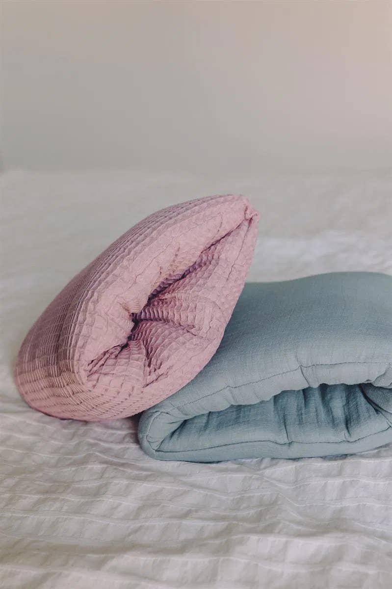 HOBEA-Germany GmbH - Wholesale Nursing Pillow/Pad - Maternity - Mini Nursing Pillow Waffelmuster mauve