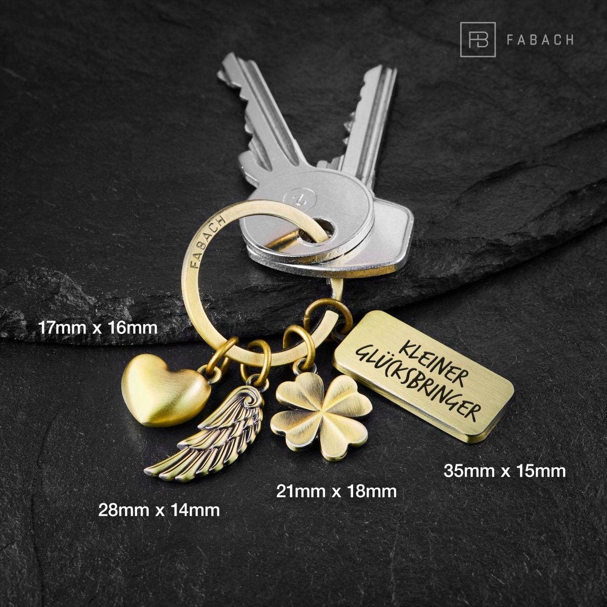 FABACH – Die Schlüsselanhänger-Schmiede – Großhandel Schlüsselanhänger – Unisex – "3 Charms" Schutzengel Schlüsselanhänger - Engel Herz Kleeblatt Glücksbringer mit Botschaft Gravur "Kleiner Glücksbringer"9