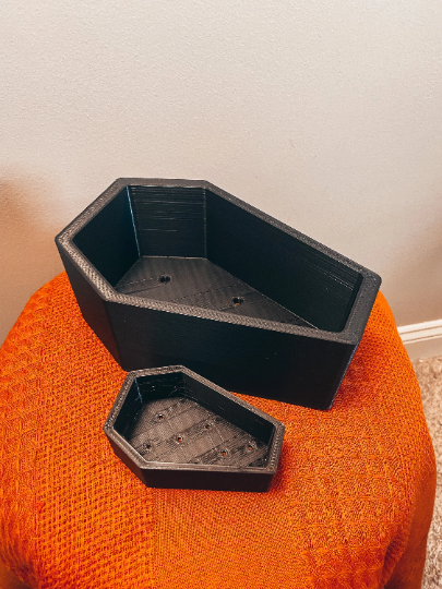 CMbeautifuldesigns - Wholesale Planter Box - Coffin Planters2