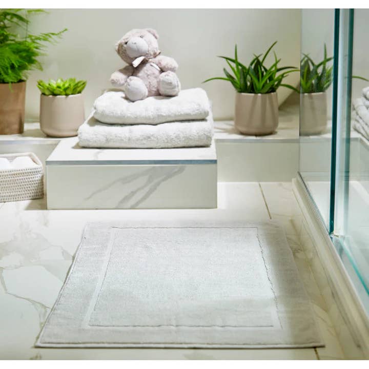 Phoenox Textiles – wholesale Bath mat – Hug Bamboo Hotel Bath Mat 50x80
