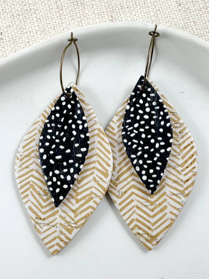 Orecchini Notte & Sabbia per la vendita all'ingrosso da parte di Anabelle+Oak