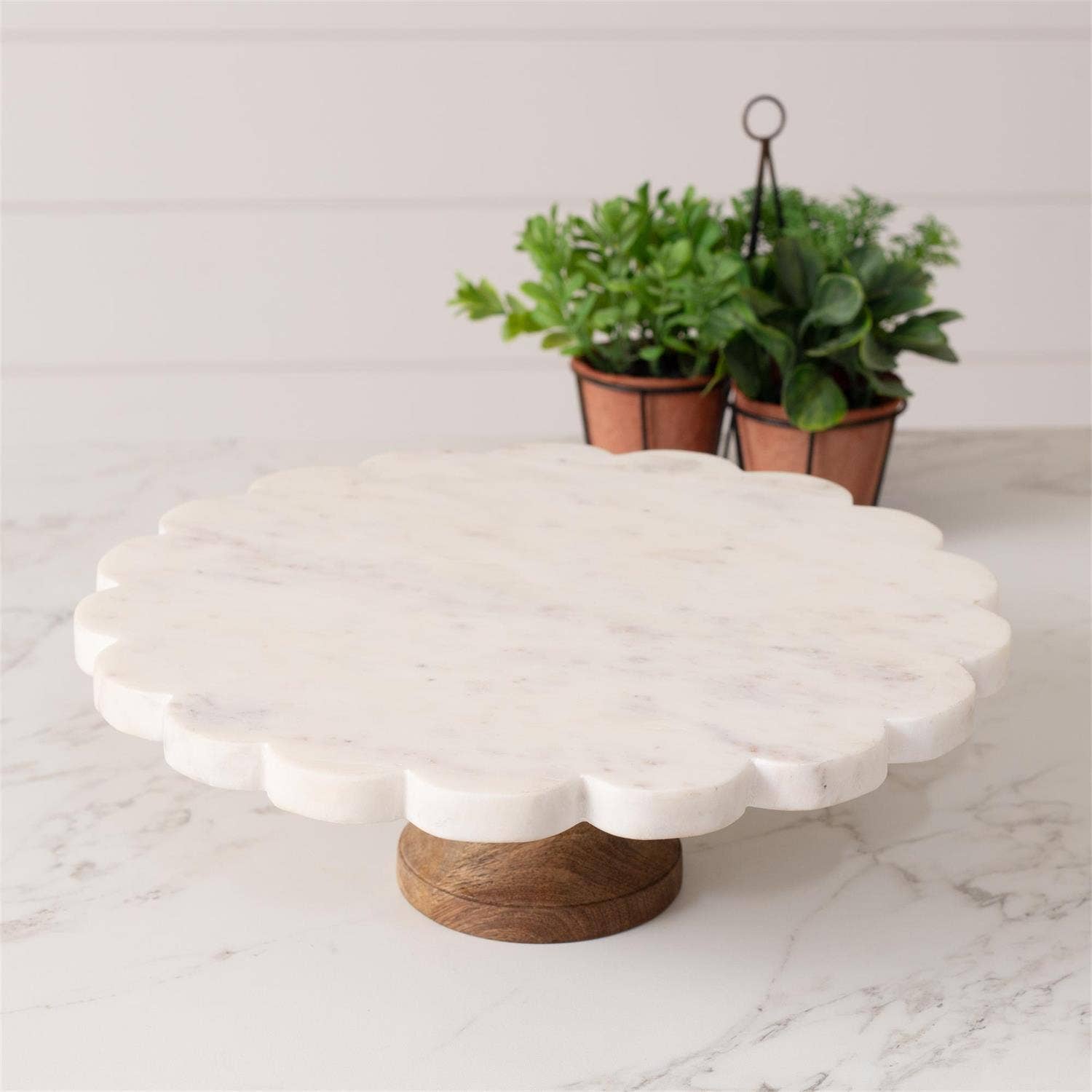 Audrey's Home & Gift - Wholesale Cake Stand - Scalloped Marble Cake Stand (PC)1