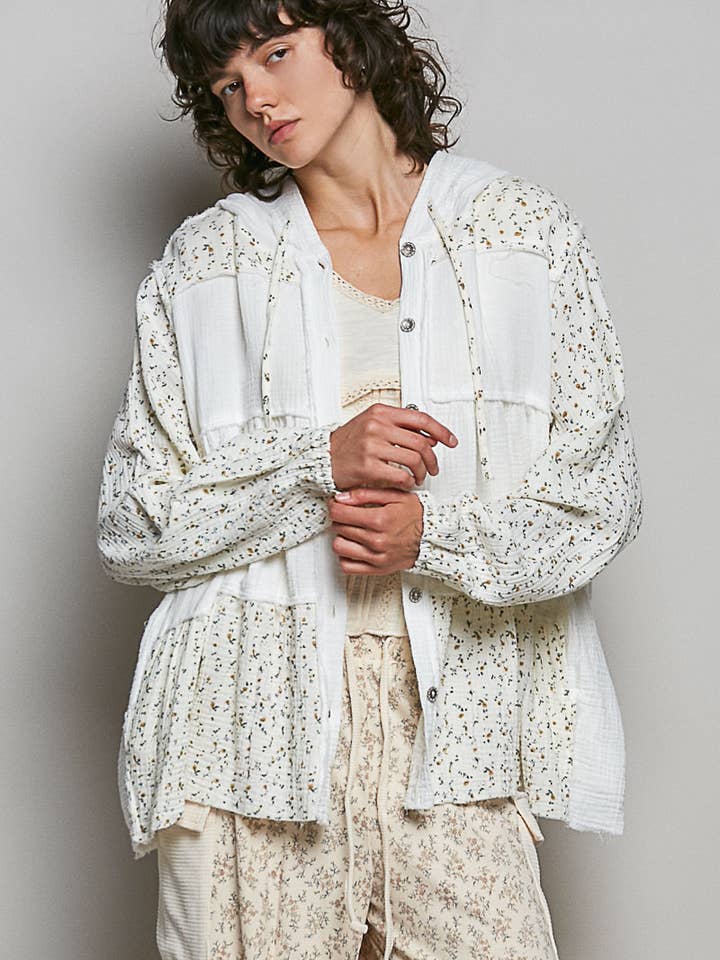 Veste à manches ballon en double gaze avec détails froncés pour la vente par Pol Clothing