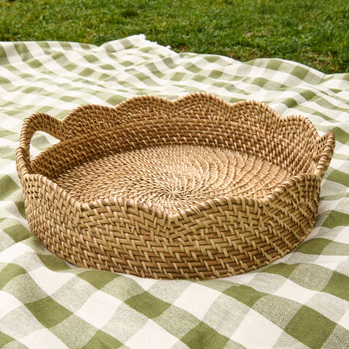 Lily Round Scalloped Rattan Serving Tray for wholesale by kubo