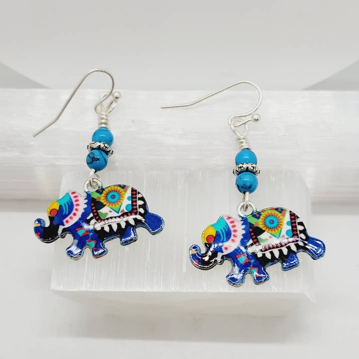 Pendientes elefantes coloridos pendientes boho hechos a mano para venta al por mayor de The Raven's Edge