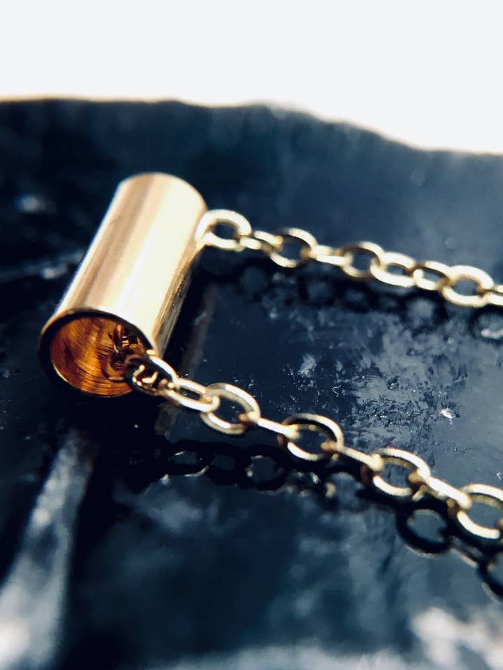 Trinicellu Necklace for wholesale by de Maquis