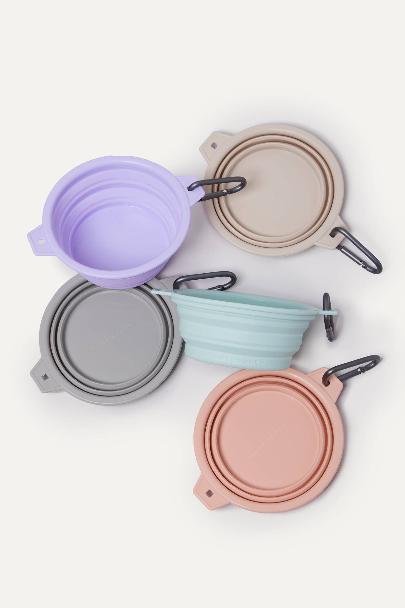 Rubber Travel Bowl for Dogs for wholesale by maxbone