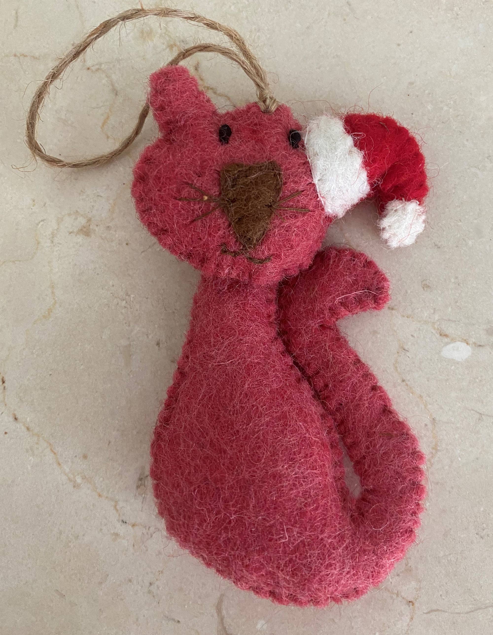 cerruti home – wholesale Ornament – Felted Wool "Christmas Cat" ornament, available in 5 Colors1