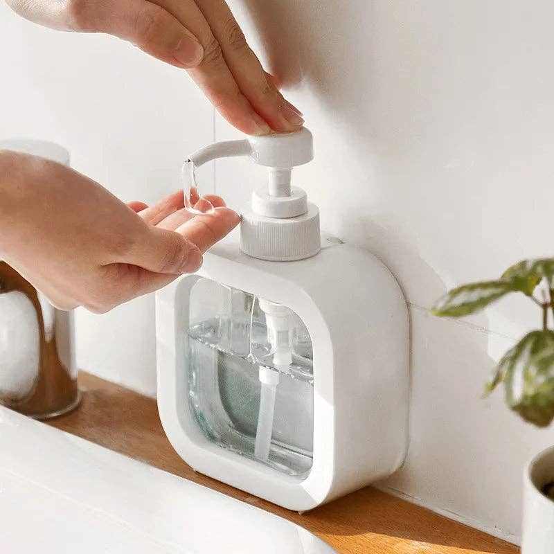 BRECK + FOX - Wholesale Soap Dispenser - Nordic Soap Dispenser3