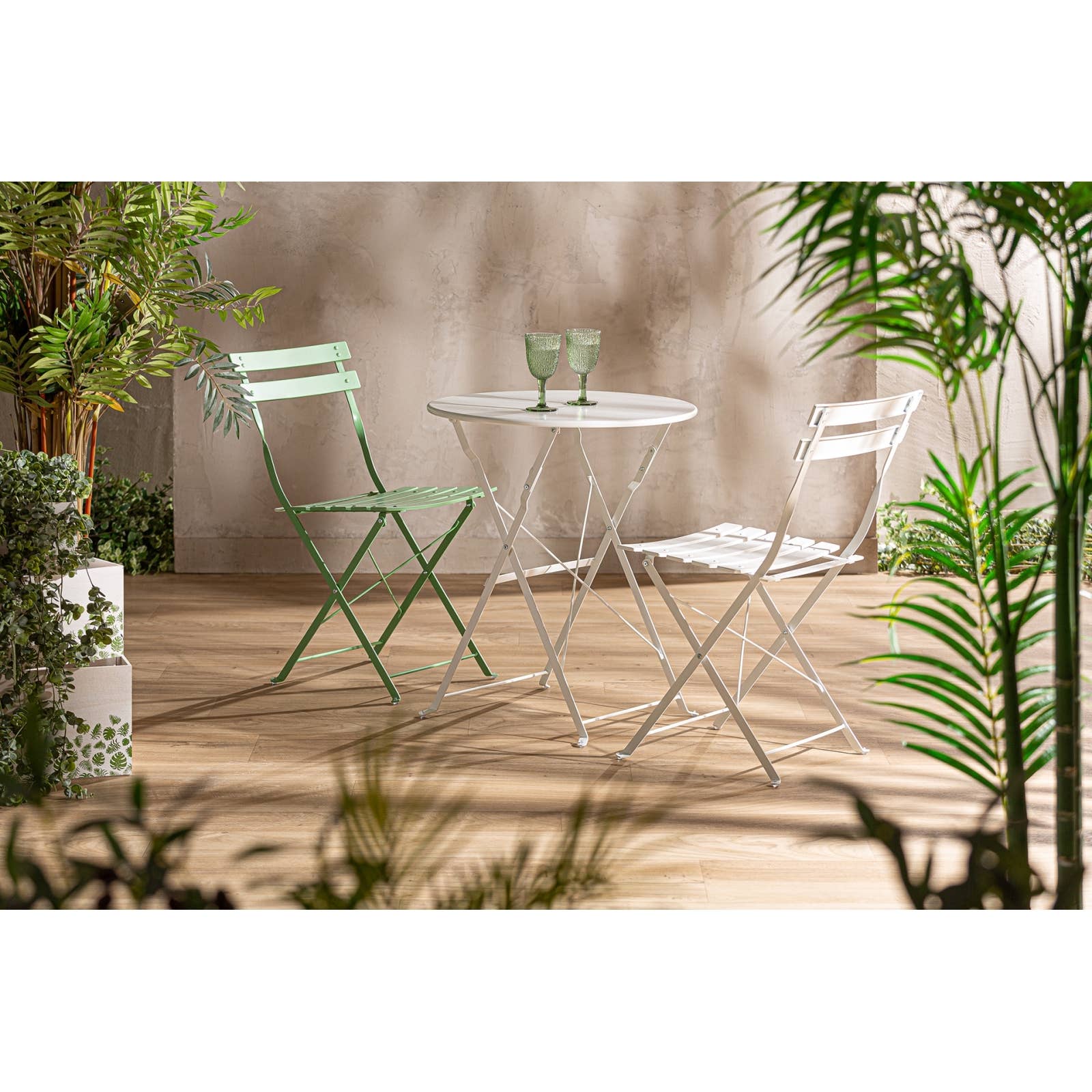 B&B - Wholesale Patio Table - Sasha White Iron Folding Table 60X60X70cm4