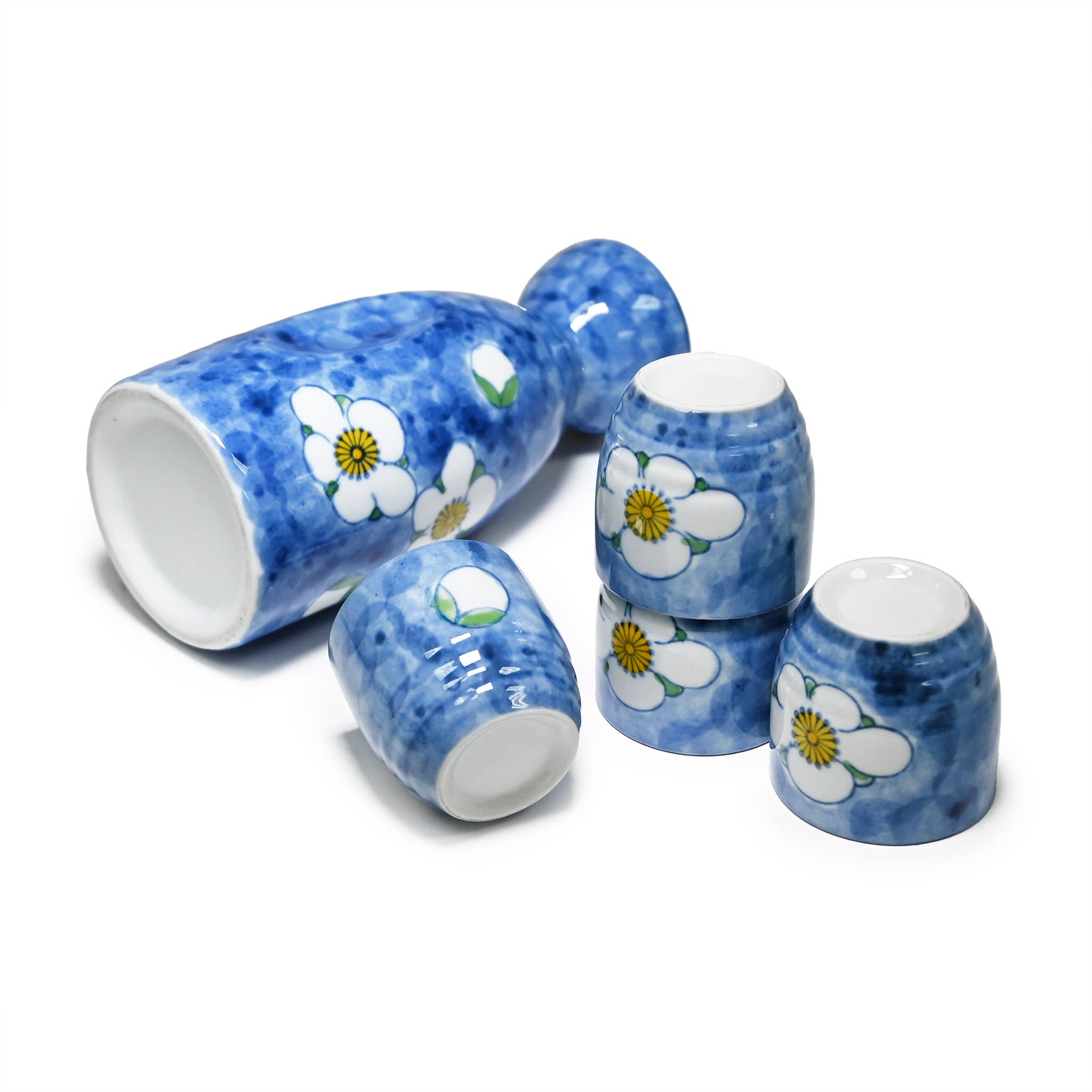 Fuji Merchandise Corporation - Vente Décorations de table - ENSEMBLE À SAKE – MOTIF FLEUR BLEUE ET BLANCHE2