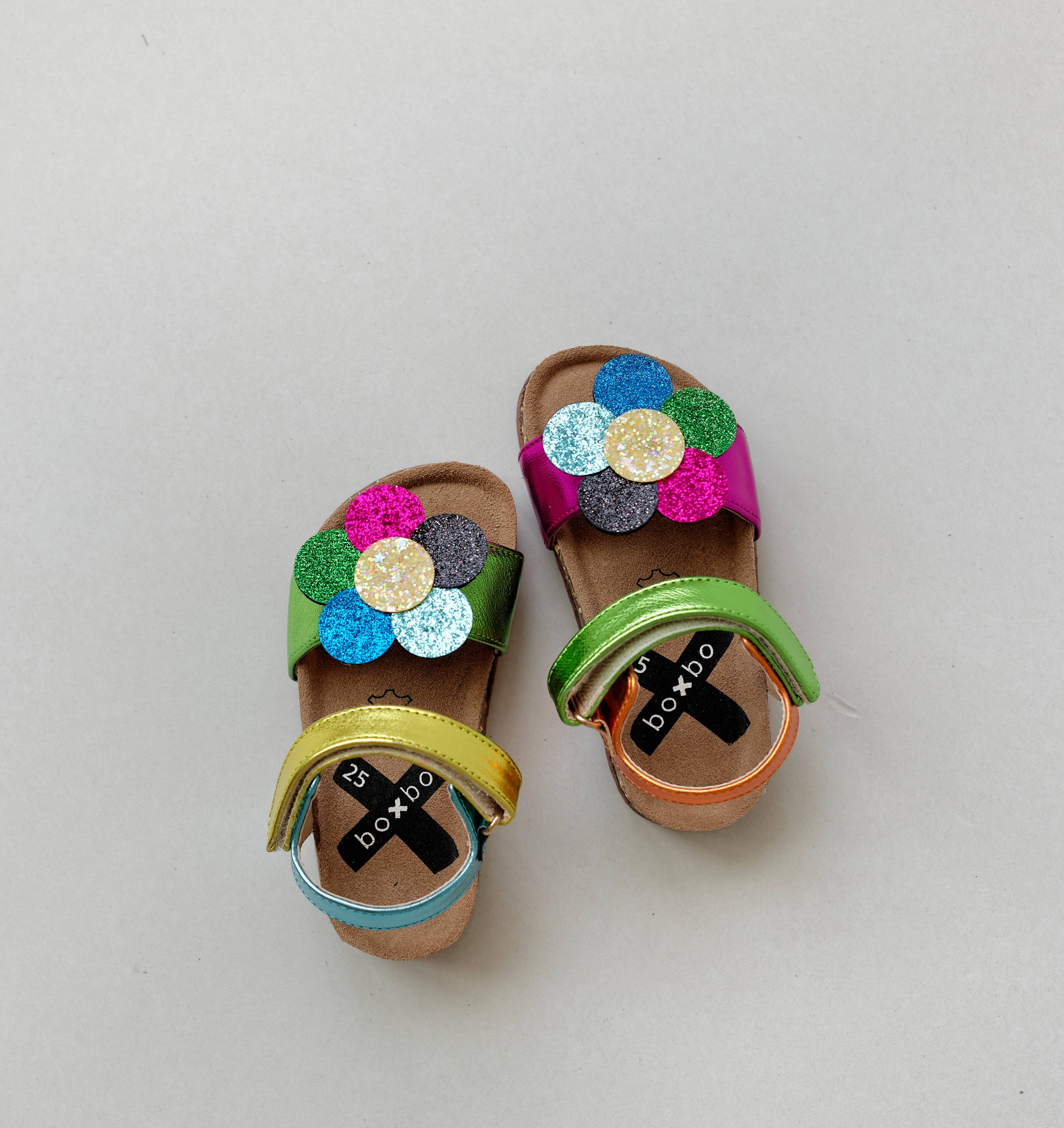 BOXBO - Wholesale Sandals - Kids - Natural Cork Kids Summer Sandals - Rainbow Flower1