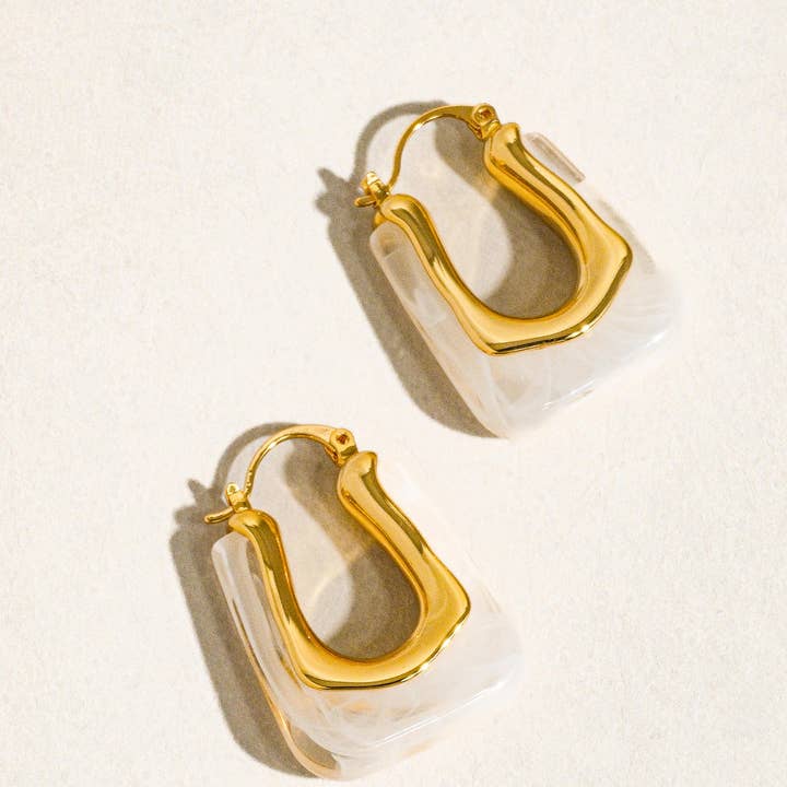 Flânerie by MAIQ - Wholesale Hoop Earrings - Talia 18K Gold U-Shaped Boho Hoop Earring