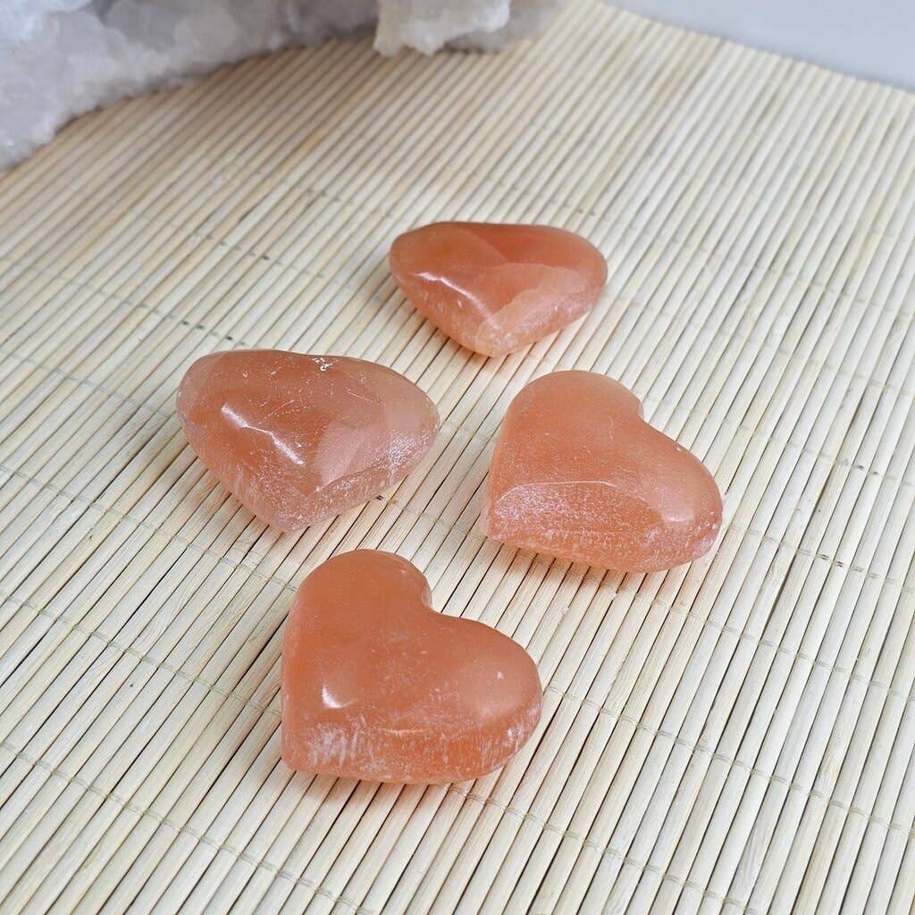 UNDERSUN.STORE - Wholesale Spiritual Stone/Crystal - Peach Selenite Heart 3-4 cm1