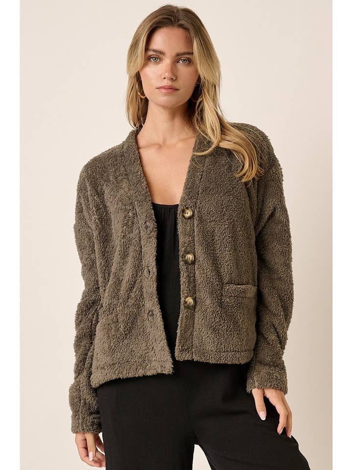mittoshop – Großhandel Strickjacke – Damen – CARDIGAN AUS PELZ MIT KNOPFLEISTE2