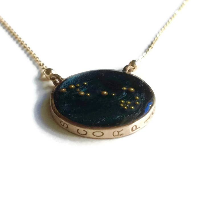 Collier Scorpio Constellation Night Sky pour la vente par Carla De La Cruz Jewelry