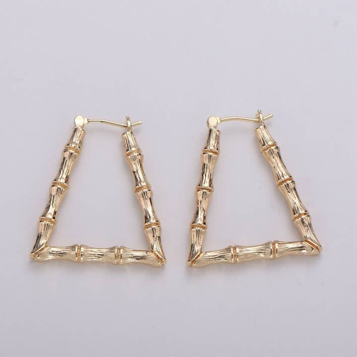 Aim Eternal – Brincos de argola por atacado – Brincos de Argola de Bambu Dourado em Forma de Trapézio Brincos de Argola de Bambu Triangular Brincos Vintage Retro Q-305