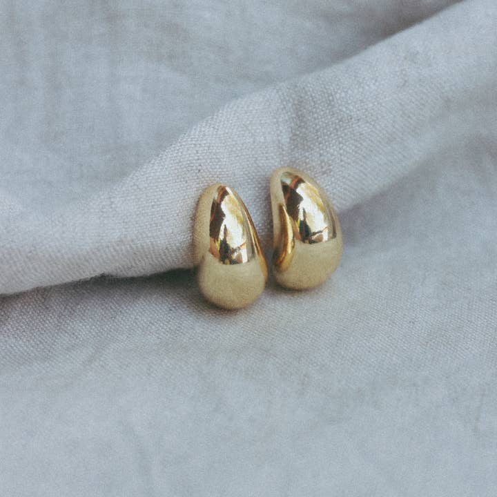 Goldie Jewelry - Wholesale Huggie Earrings - BUBBLE Huggie Hoops