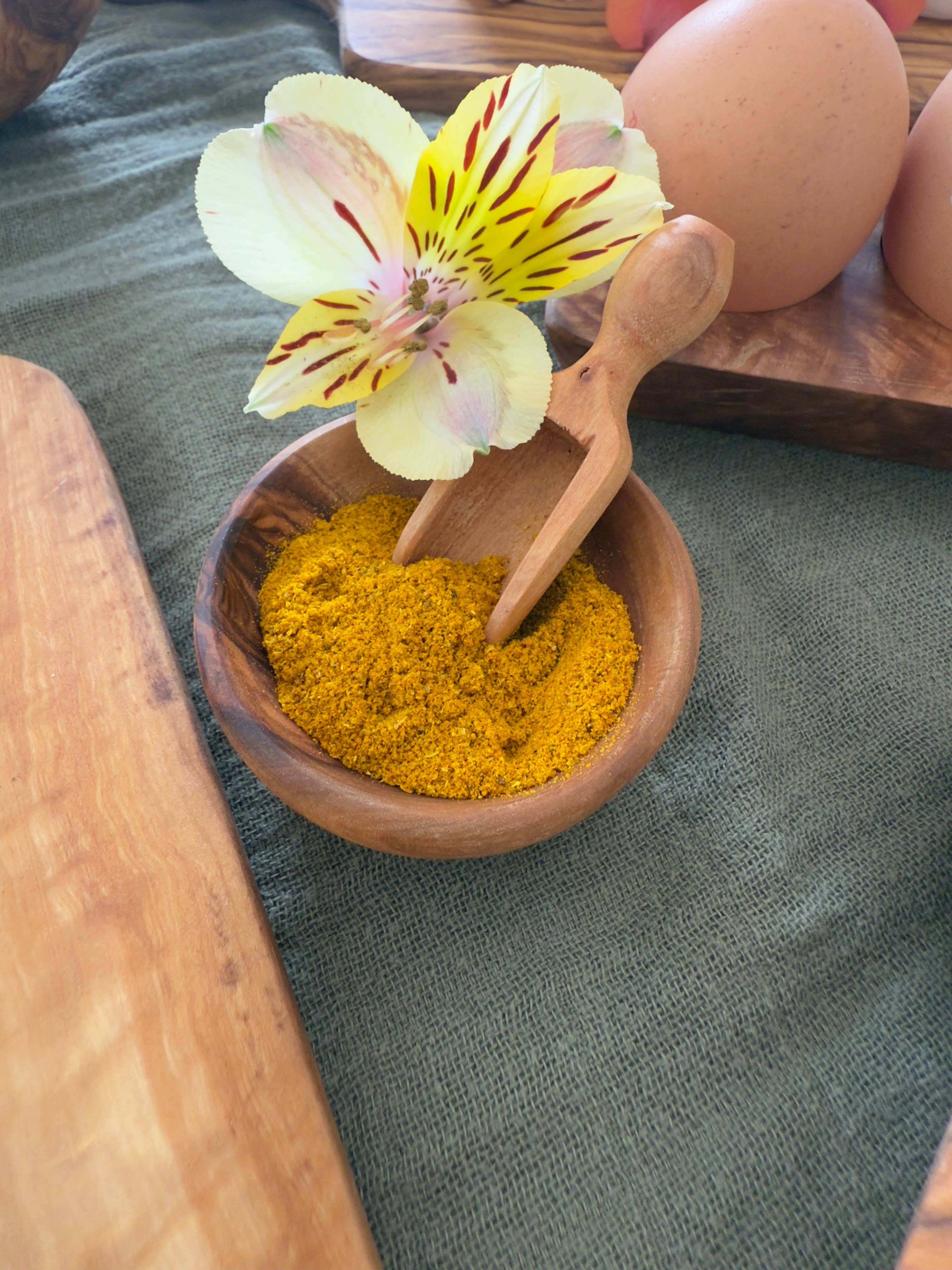 ZINE & LYNE - Wholesale Measuring Spoon - small dispenser with its saucer