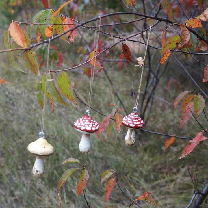 Goblin Grimm Gifts - Wholesale Ornament - Hand Painted Wooden Mushroom Hanging Ornaments3
