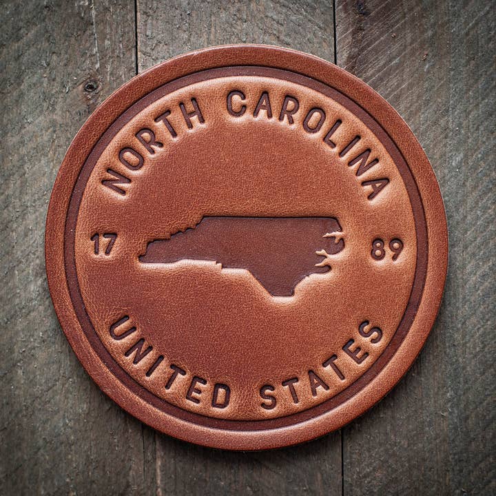 Sous-verre en cuir Silhouette North Carolina State pour la vente par Sugarhouse Leather