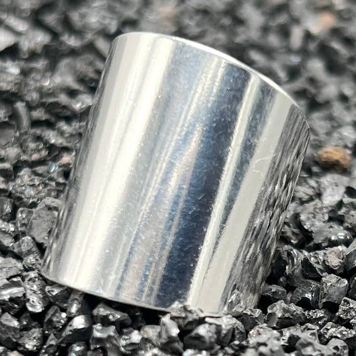 Tjockt uttalande sköldring, guld eller silver bred cigarring för wholesale av Sela+Sage