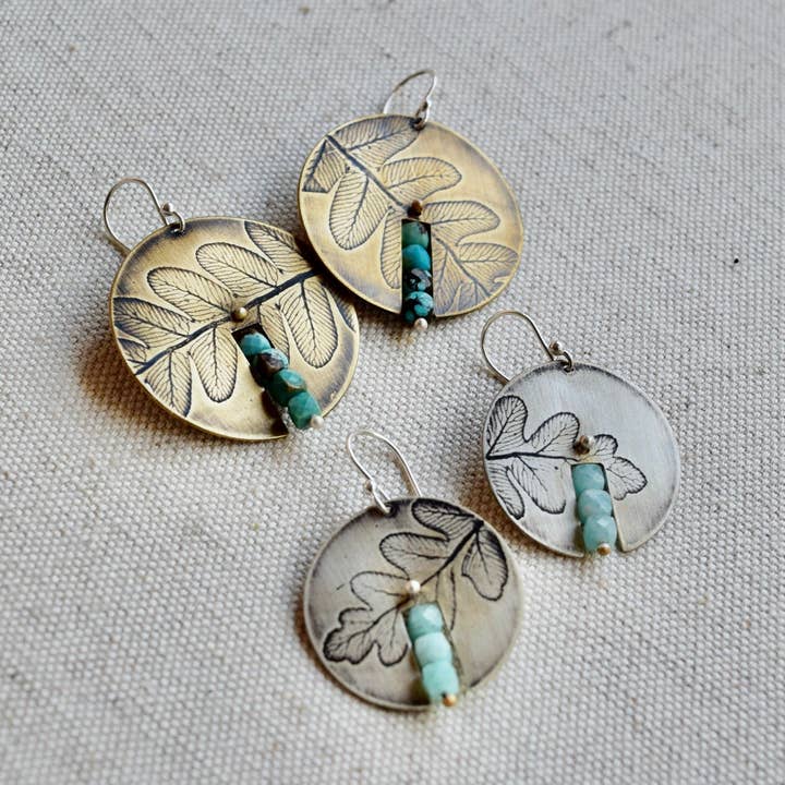 Zentrierter Farn-Ohrring: Messing oder Sterlingsilber für den Großhandel von Athena Bandit Jewelry