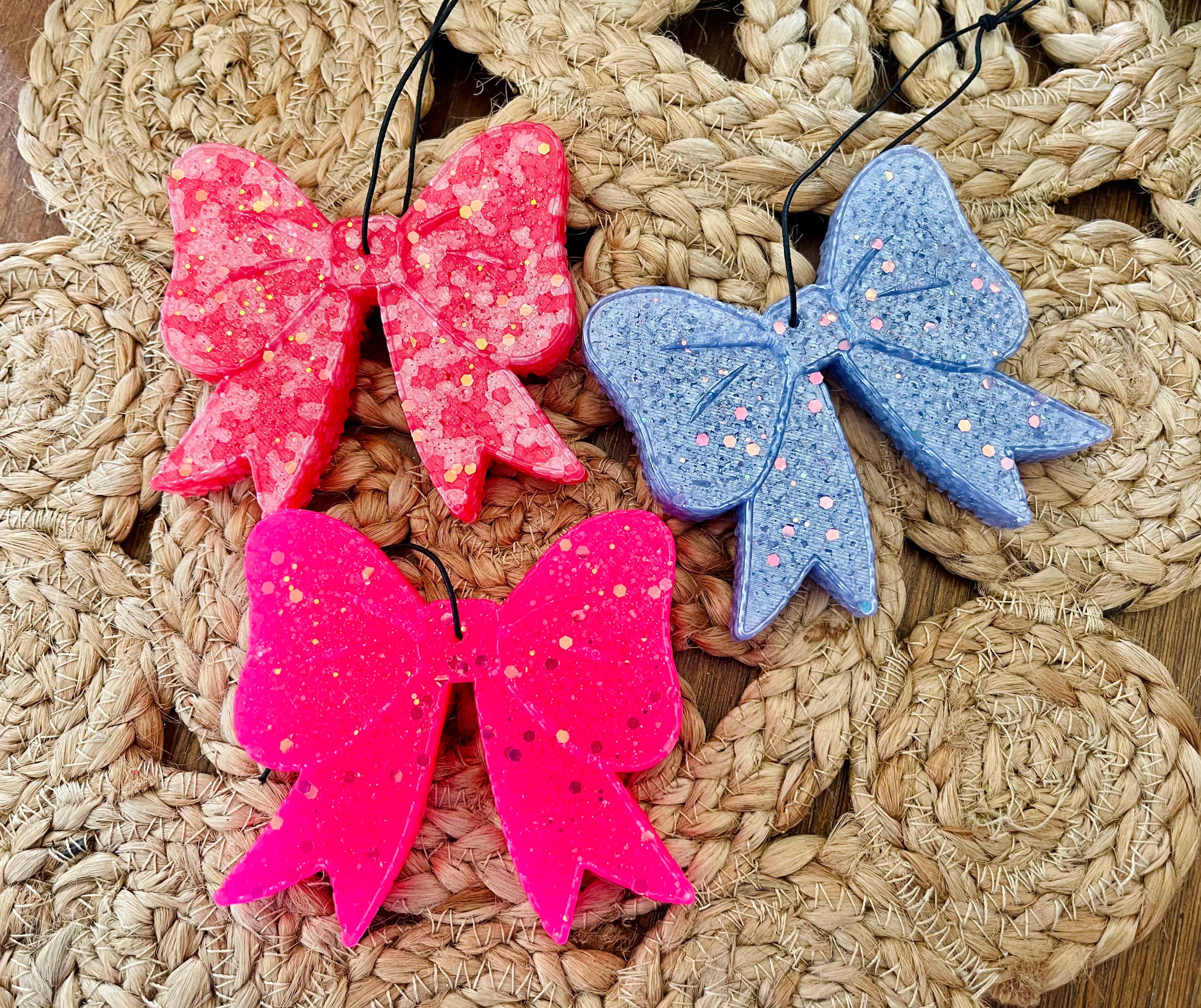 Stay Fresh’ies Air Fresheners - Vendita all'ingrosso Deodorante per auto - Donna - Profumatore per auto con fiocco glitterato5