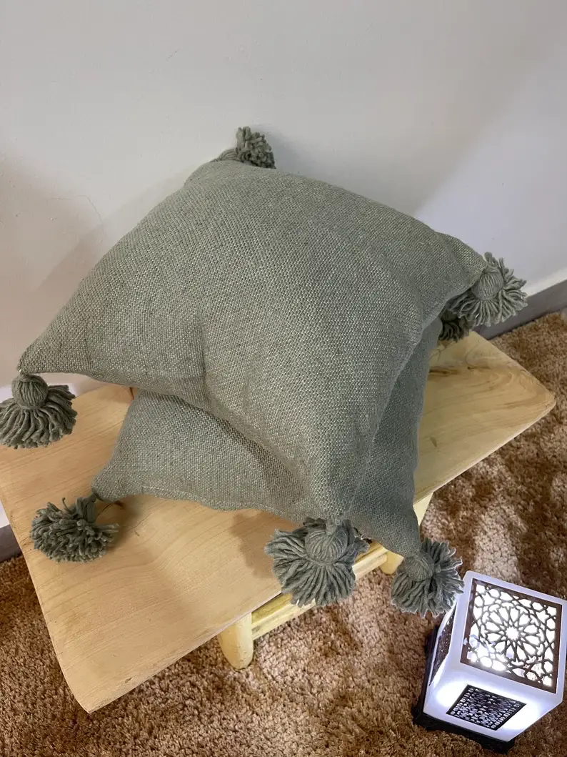 marrakeshop – wholesale Throw pillow cover – Moroccan Pillow Cushion With Pom Pom Tassel17