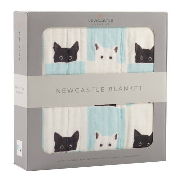 Newcastle Classics - Wholesale Bedding Blanket - Kids & Baby - Peek-A-Boo Cats and White Newcastle Blanket3