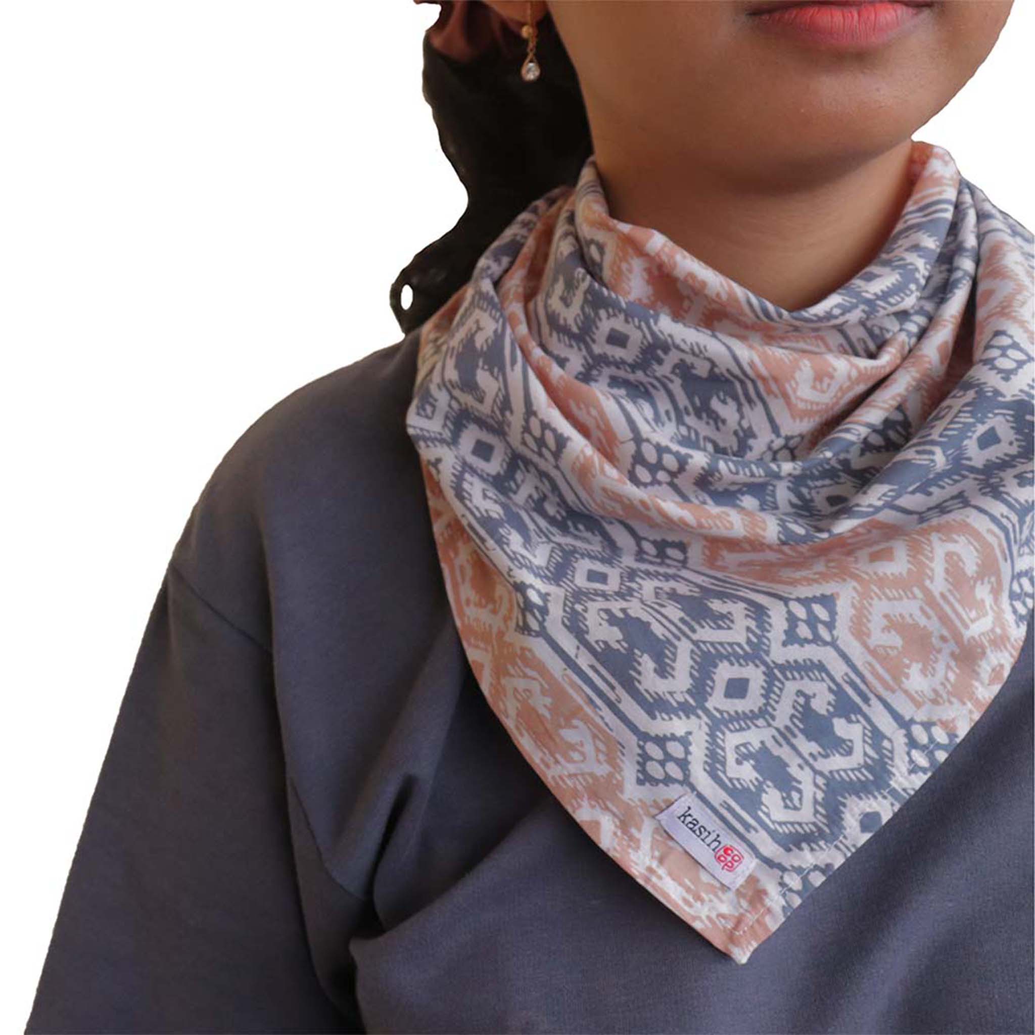 Kasih Co-op - Wholesale Bandana - Uniseks - Handgeverfde batikbandana blauw geel 100% katoen met de hand gestempeld11