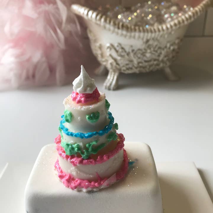 PURRTHDAY CAKE Bath Bomb for wholesale by Honeycat Cosmetics
