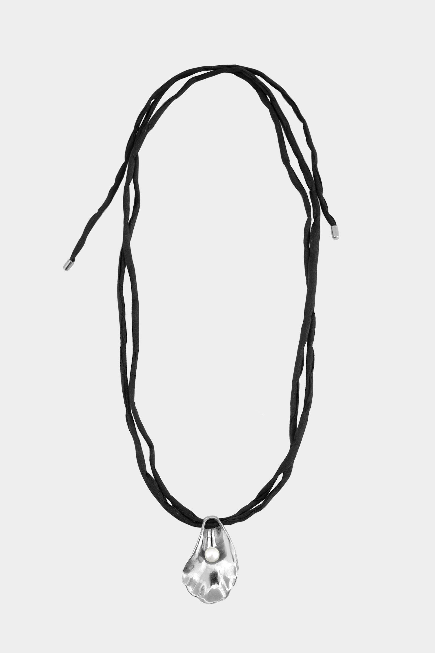 Kara Yoo - Vendita all'ingrosso Collana con ciondolo/pendaglio - Collana di Conchiglie d'Ostrica su Seta Grezza4