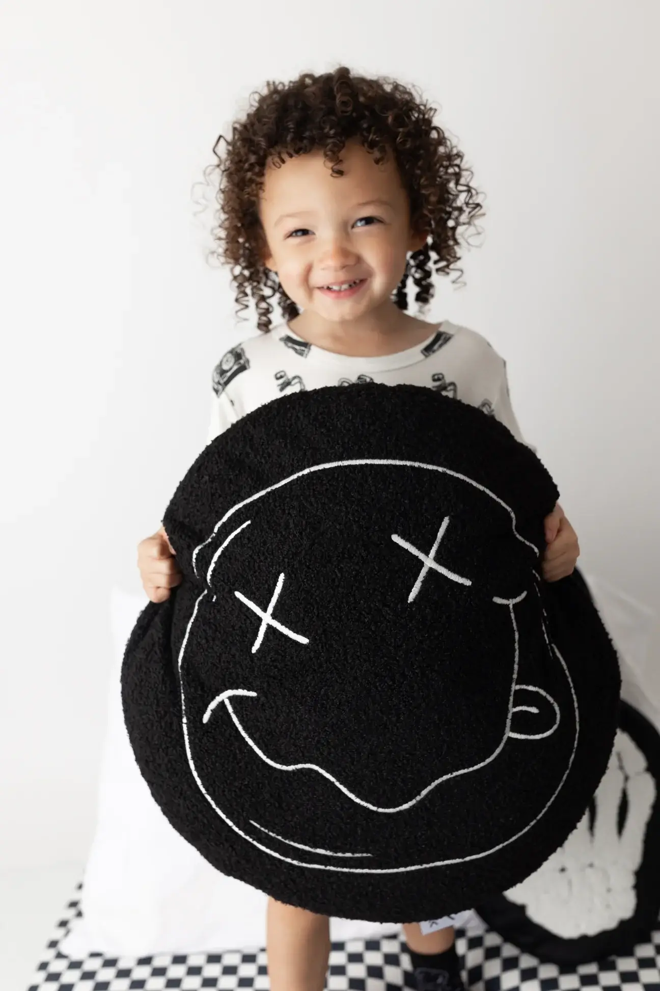 Kickin it up Socks - Wholesale Throw/Decorative Pillow - Jaxxon Plush Pillow2