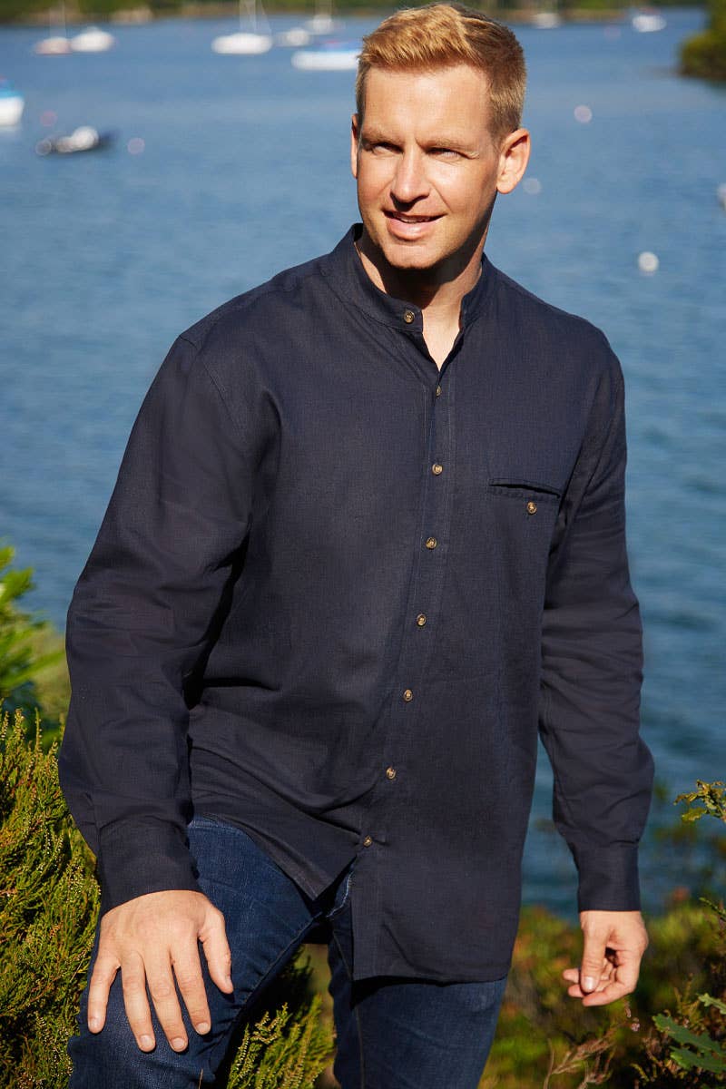 Lee Valley Ireland – wholesale Buttoned-down shirt – Unisex – Irish Collarless Linen Grandad Shirt LN9 Navy0