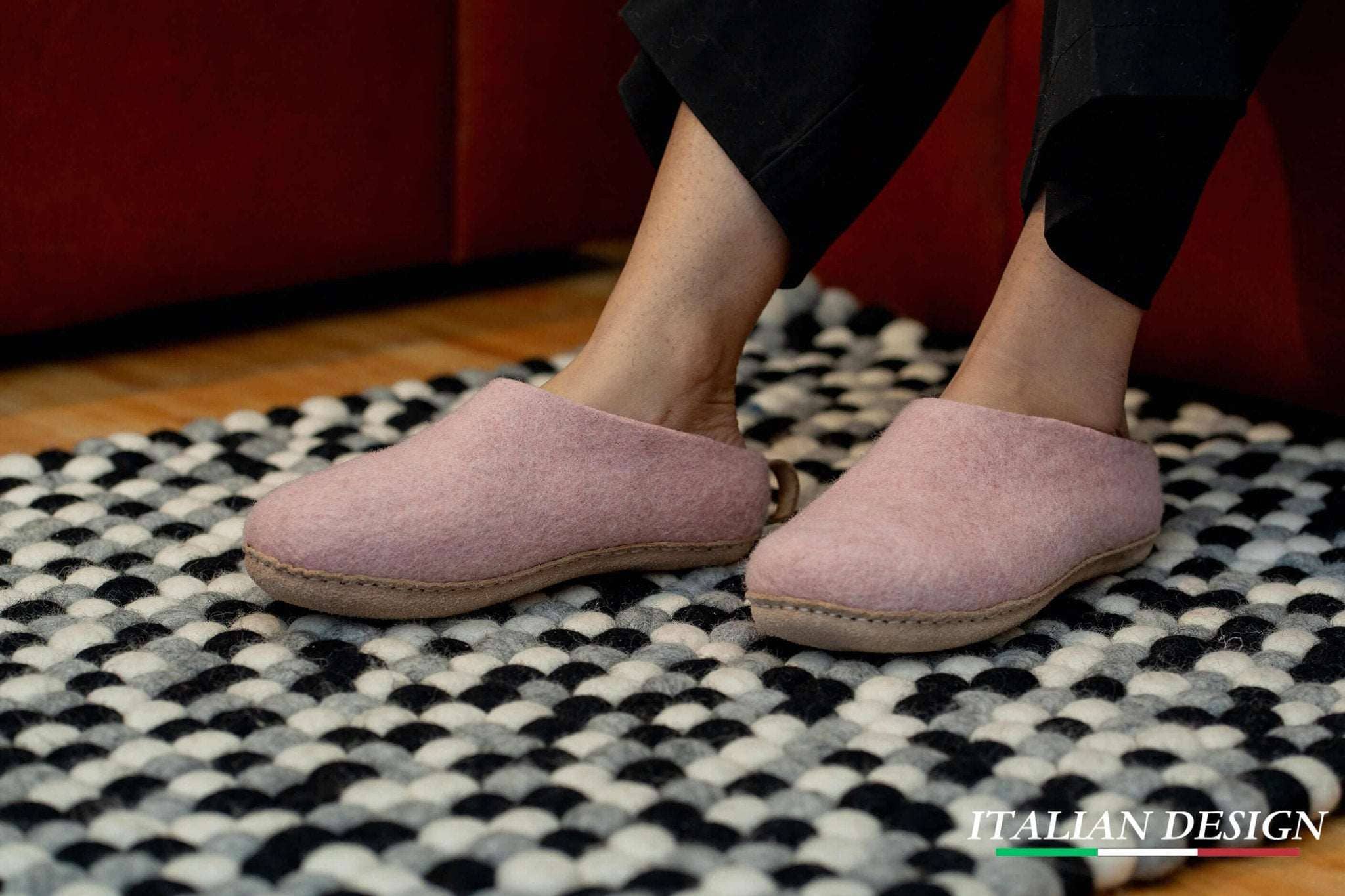 Woollyes Inc - Wholesale Slippers - Unisex - Indoor Open Heel Slippers With Leather Sole - Baby Pink1