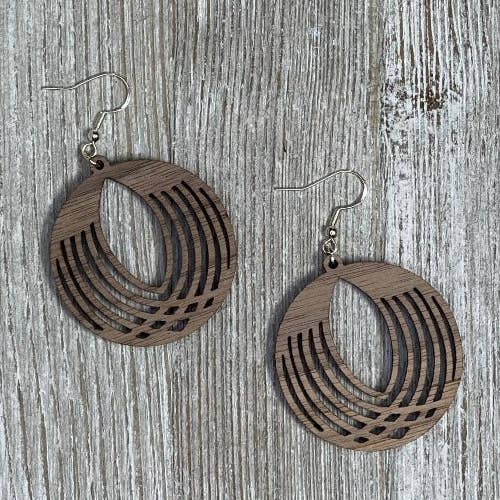 Ligeros | Madera | Pendientes | Intrincados | Redondos | Cortados con láser para venta al por mayor de Trumm & Co