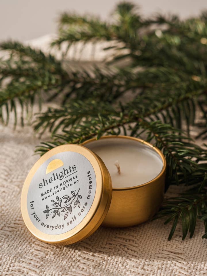 Pine tree scented candle 50g for wholesale by Shelights