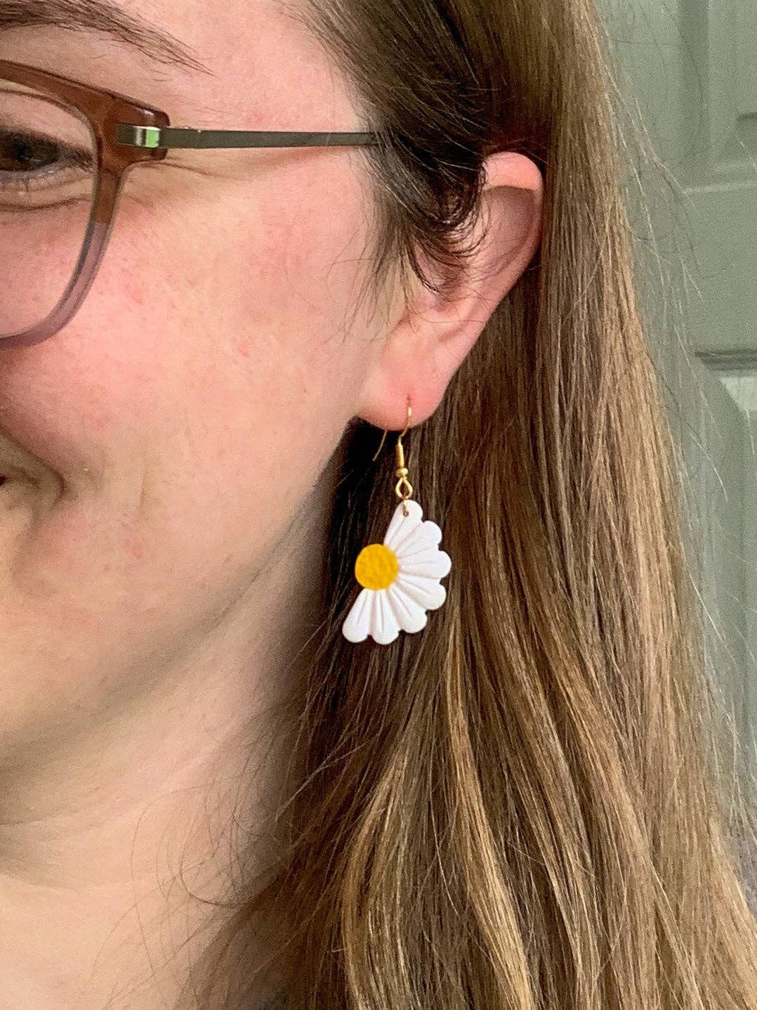 Sundried Peach – Großhandel Ohrhänger – Halb Daisy Dangles1
