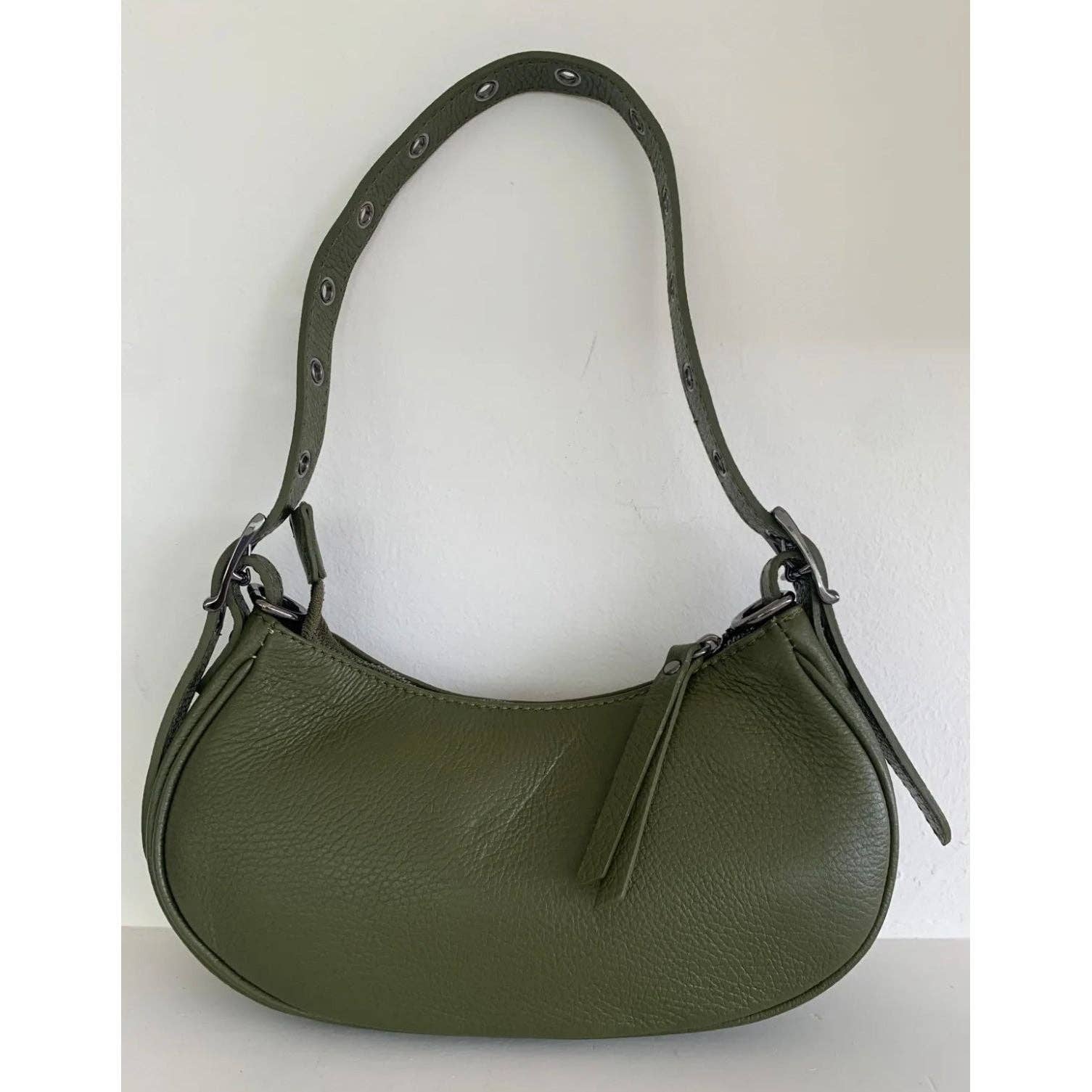Two Amicis - Wholesale Shoulder Bag - Women's - Curve1