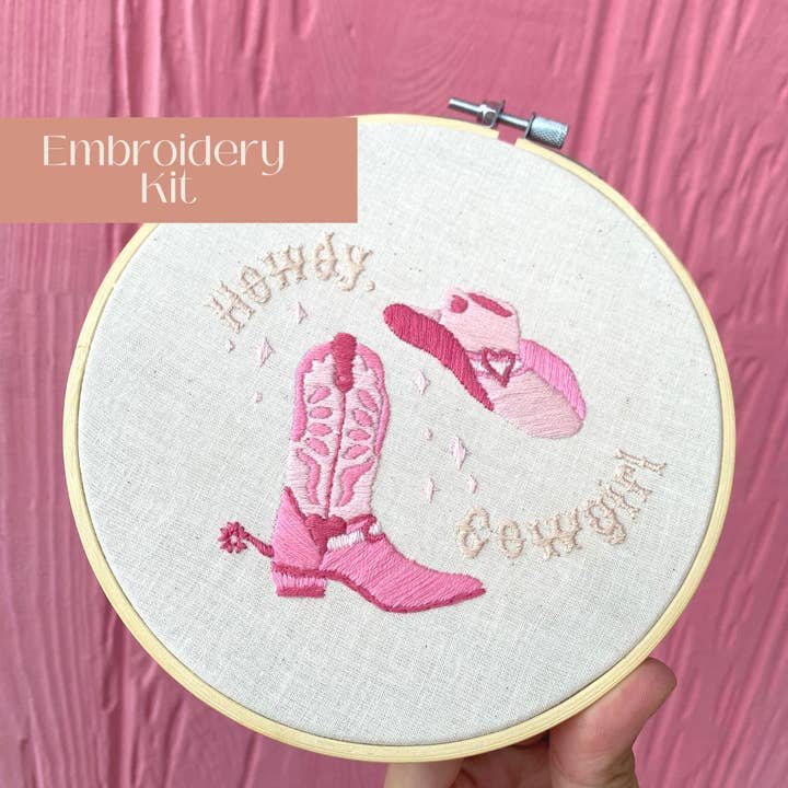Kit de broderie pour débutants - Kit de broderie Howdy, Cowgirl pour la vente par Sunday Mornings Shop LLC