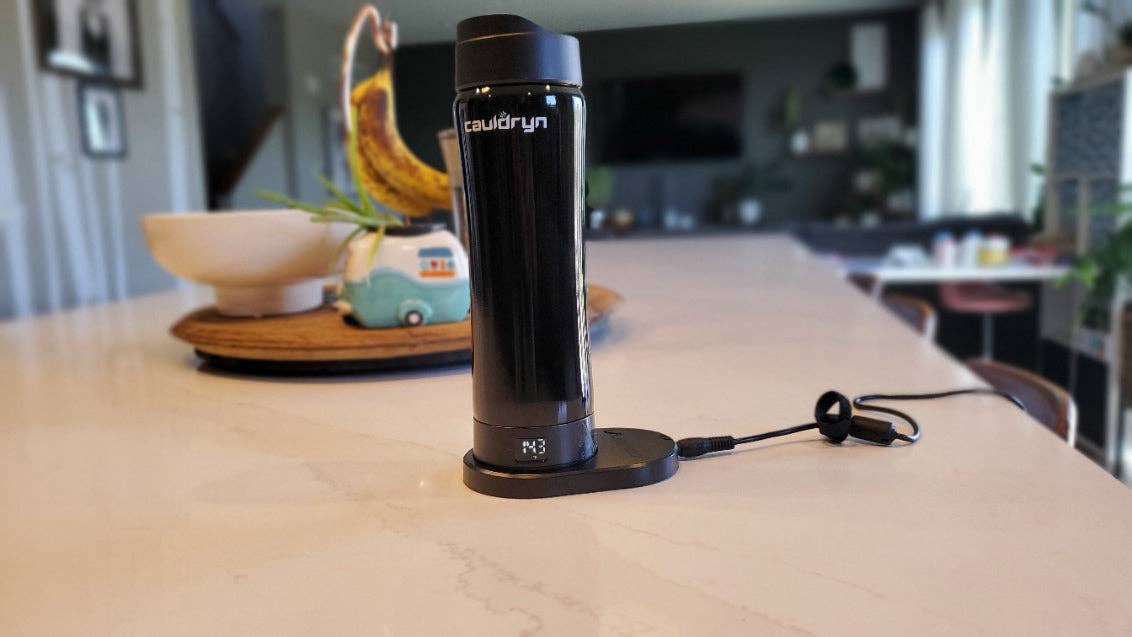 Cauldryn - Wholesale Coffee Mug - Cauldryn Coffee Pro Desktop Beverage Warmer4